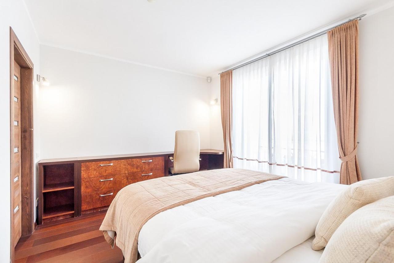 Central Apartment In Gedimino Av By Urban Rent Βίλνιους Εξωτερικό φωτογραφία